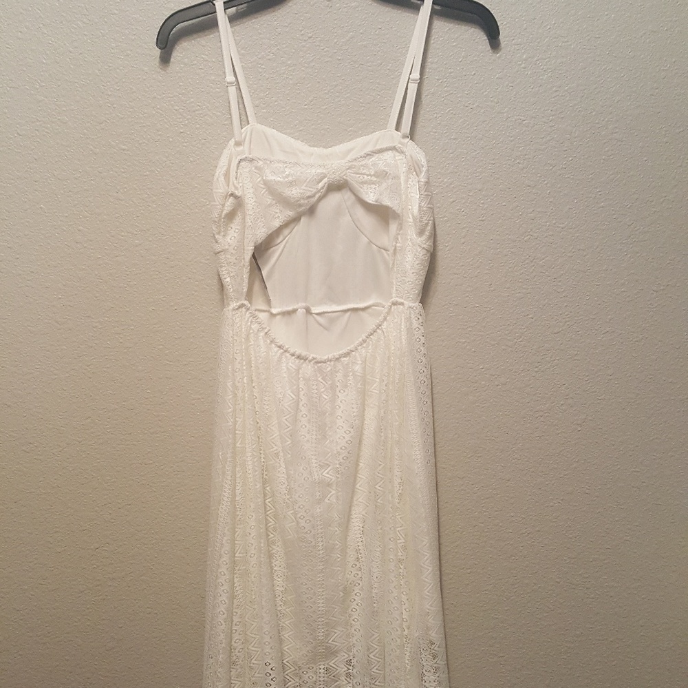 Dress - Picture 2 of 2